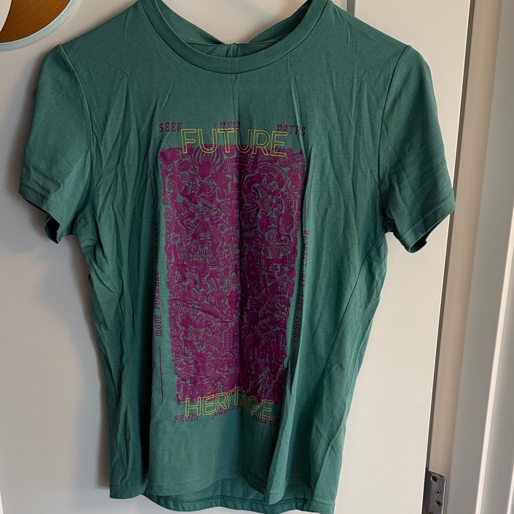 Janji Women’s Return Bio Tee GFX